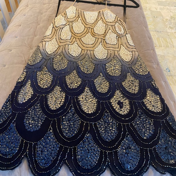 NBD sequined halter dress with scalloped hem - Picture 2 of 9